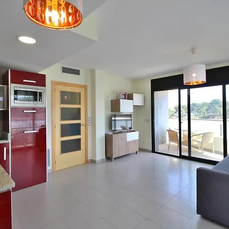 Apartment Al20 4 Pax, Playa Fenals, Costa Brava *